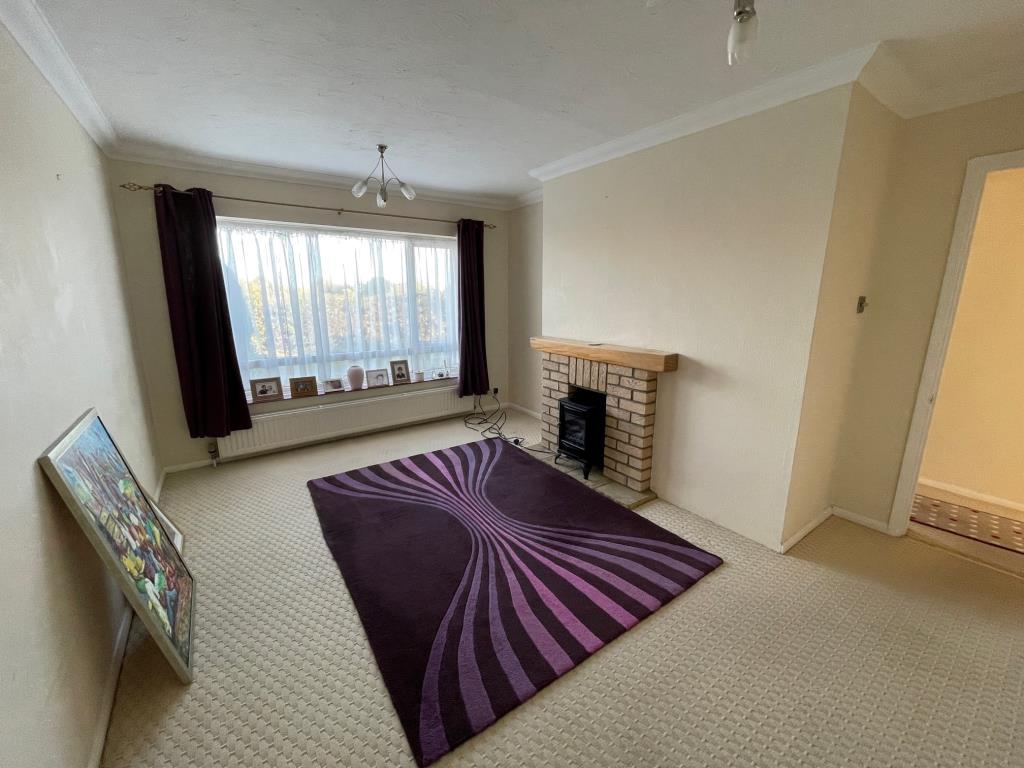 Lot: 111 - BUNGALOW FOR IMPROVEMENT -